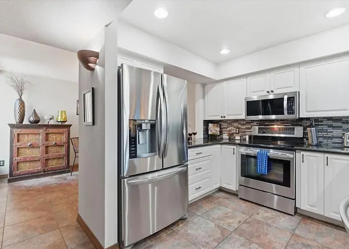 Windchime - Multiple Patios - Mins To Old Town Holiday home Scottsdale