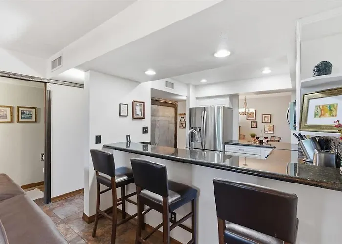 Windchime - Multiple Patios - Mins To Old Town Holiday home