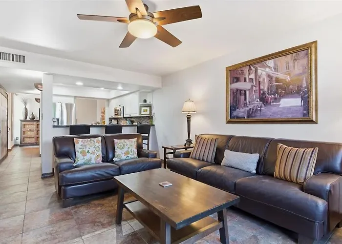 Windchime - Multiple Patios - Mins To Old Town Holiday home Scottsdale
