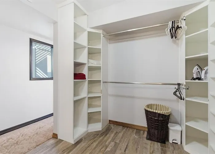 Windchime - Multiple Patios - Mins To Old Town Holiday home Scottsdale