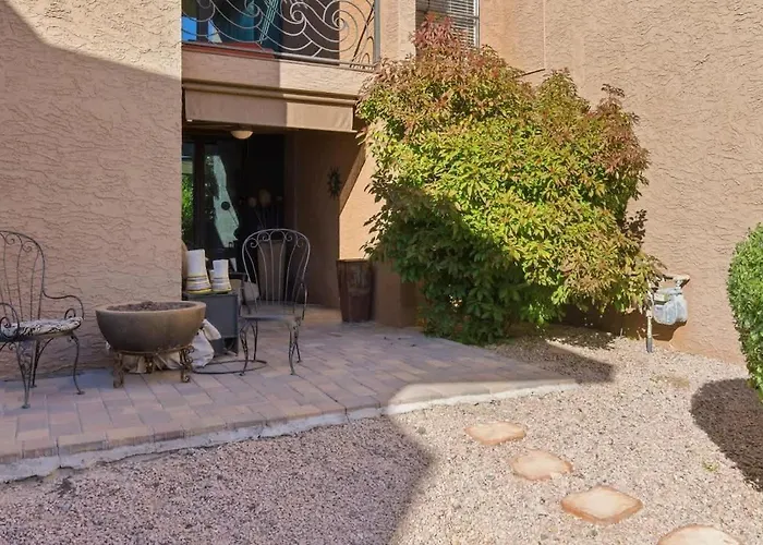 Holiday home Windchime - Multiple Patios - Mins To Old Town
